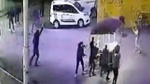 Taksim'de hareketli dakikalar! Husumetlisine benzettiği adamı vurdu