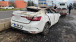 Diyarbakır'da kontrolden çıkan otomobil şarampole yuvarlandı! 2 kişi yaralandı