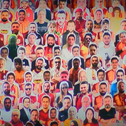Tribunler Renklendi Galatasaray Dan Maket Taraftar Uygulamasi Tv100 Spor