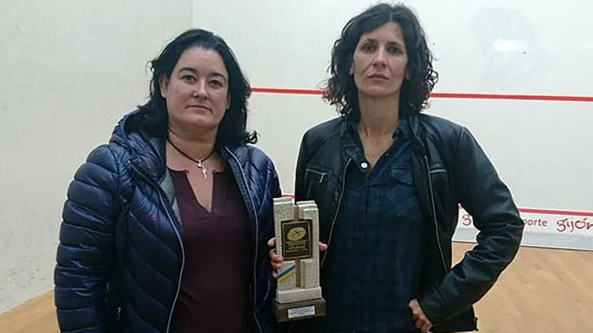Şampiyon kadın sporculara ödül olarak vibratör verildi!