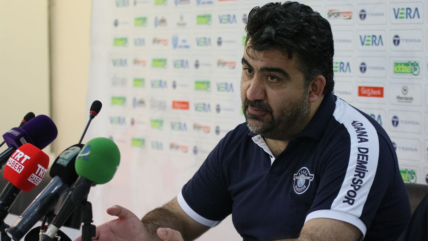 Adana Demirspor Ümit Özat ile yollarını ayırdı