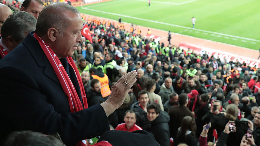 Cumhurbaşkanı Erdoğan'dan destek telefonu