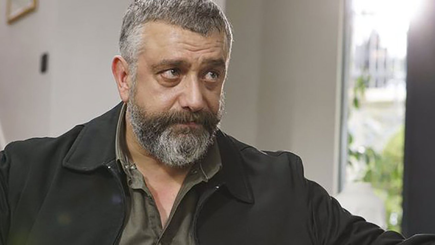 Sevilen oyuncuya hüzünlü veda