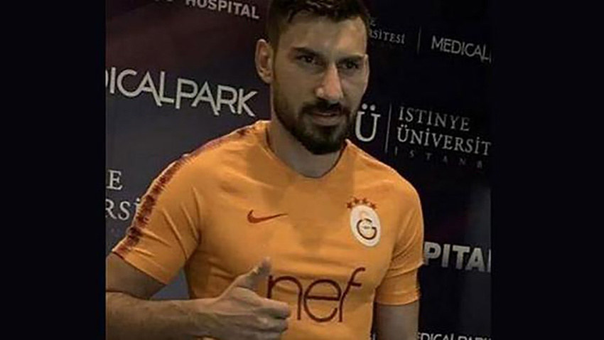 Fenerbahçeli futbolcu Galatasaray formasıyla