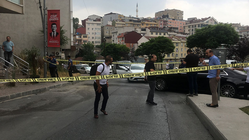 Şişli'de hareketli saatler! 350 bin TL çaldılar