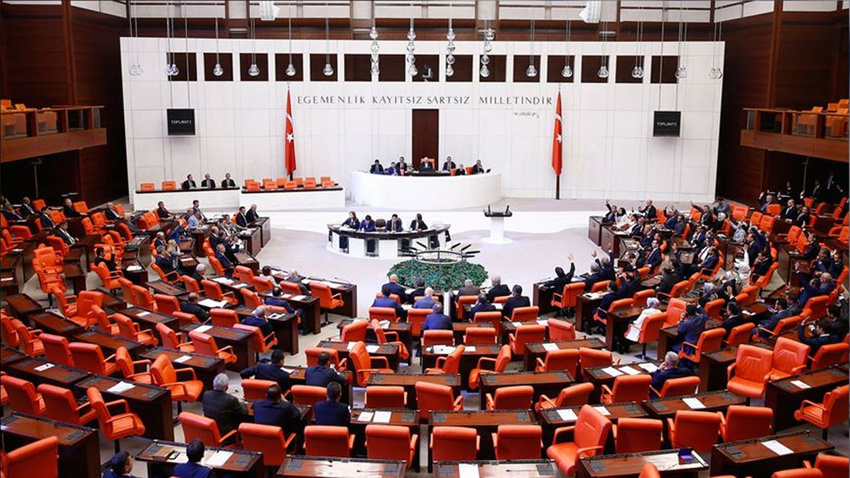 Asker Alma Kanun Teklifi'nin 2 maddesi kabul edildi