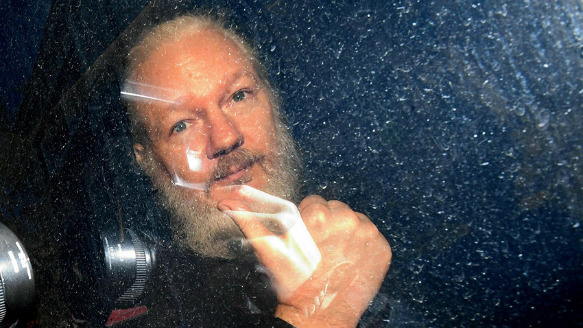 Assange hakkında açılan tecavüz soruşturması kapandı