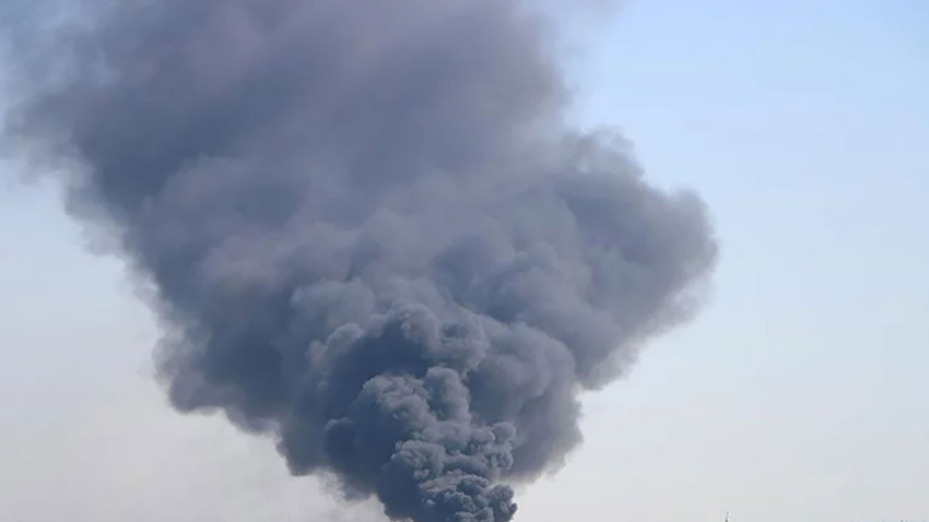 İran'a ait petrol tankerine roketli saldırı!