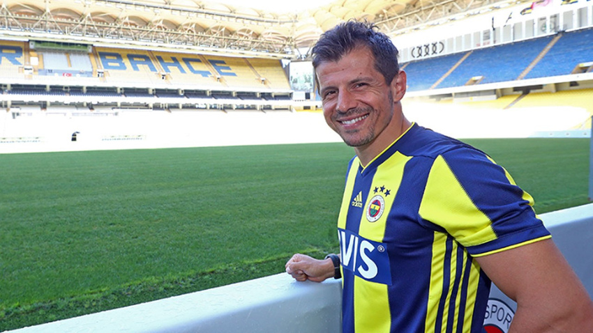 Emre Belözoğlu sağlık kontrolünden geçti