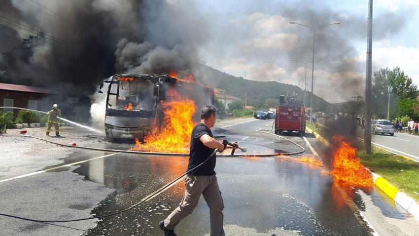 Balıkesir'de otobüste hayatını kaybedenlerin isimleri açıklandı