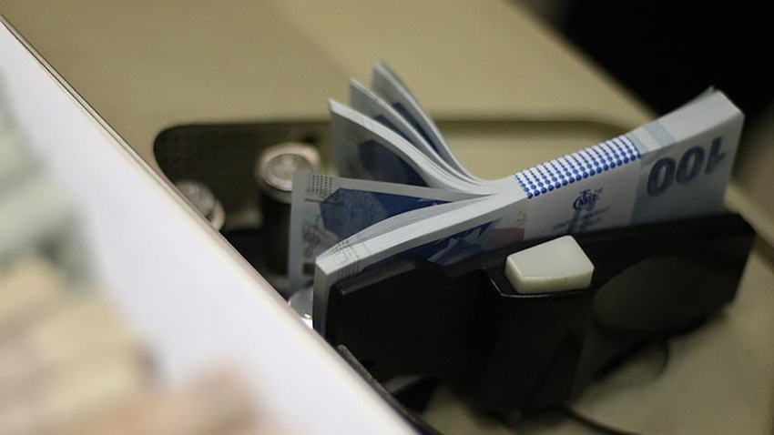 Üç kamu bankasından firmalara kredi desteği