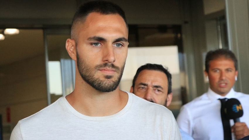Yeni Beşiktaşlı Victor Ruiz İstanbul'da
