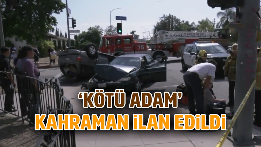 Yıldız oyuncu ters dönen araçtan bebeği kurtardı