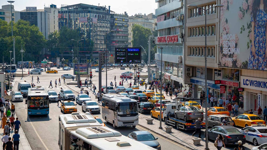 Ankara'da bayram trafiği düzenlemesi