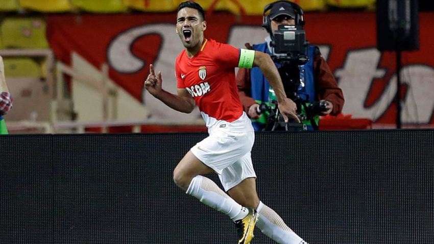 Galatasaray'dan Falcao çıkarması!