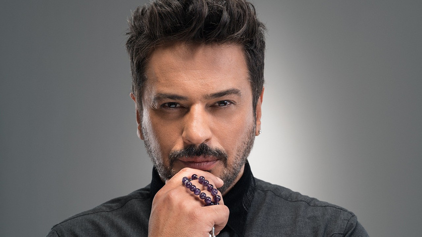 Emre Altuğ ikinci kez icralık oldu