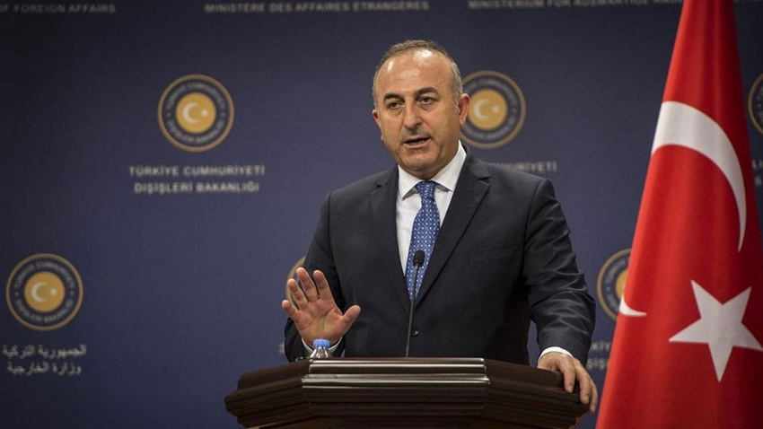 Bakan Çavuşoğlu'ndan net mesajlar