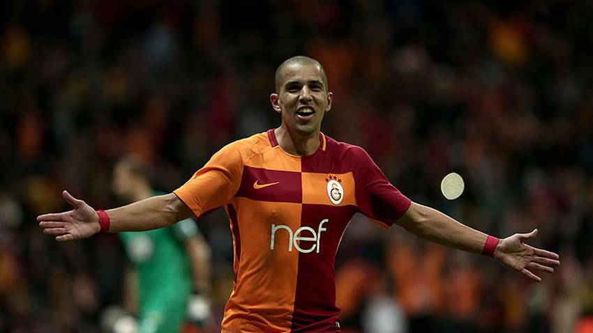 Feghouli'nin böbrek taşı alındı!