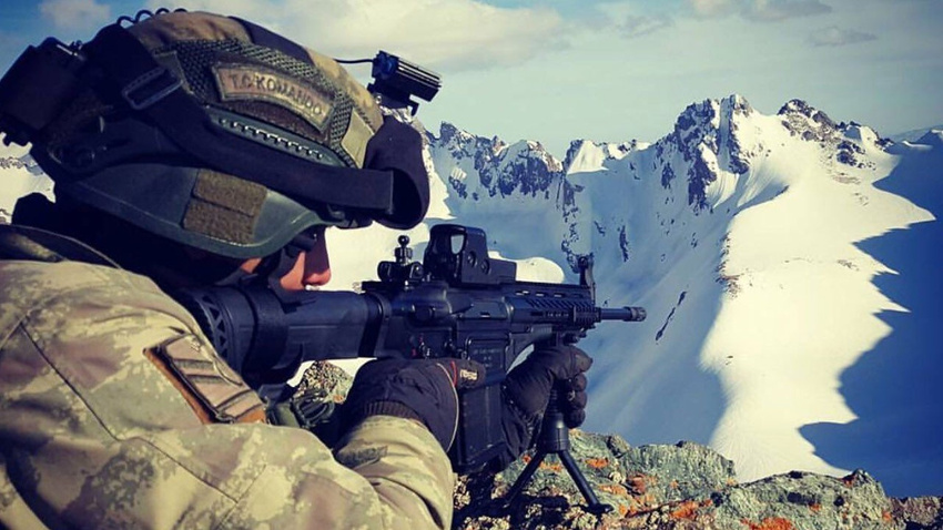 Hakkari Dağlıca'da çatışma: 2 terörist öldürüldü