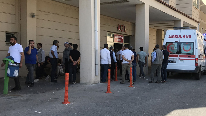 Serinlemek için girdikleri baraj gölünde boğuldular