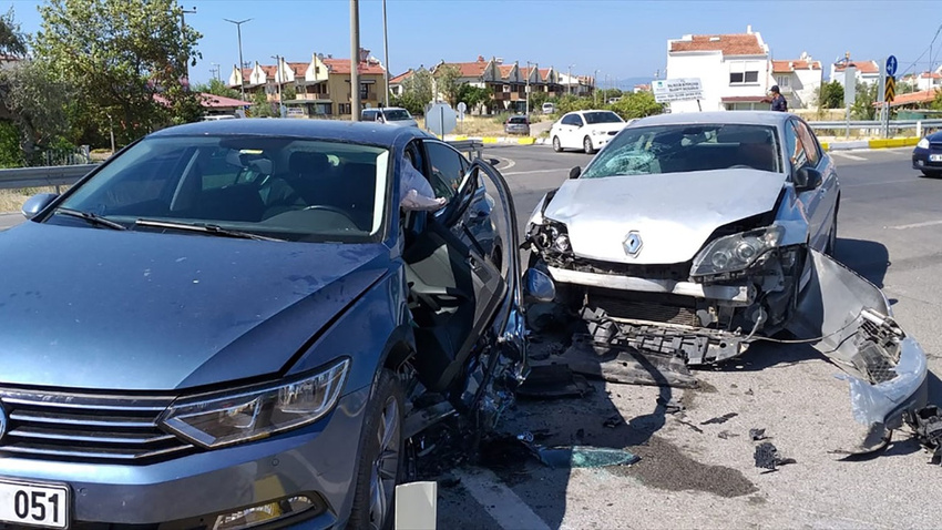 Balıkesir'de trafik kazası: 5 yaralı