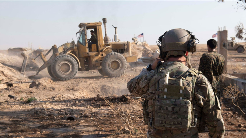 CENTCOM: YPG siper yıkıyor