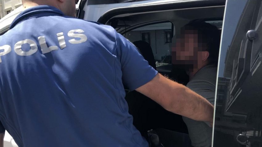 Eşinin evini basıp kurşun yağdırdı!