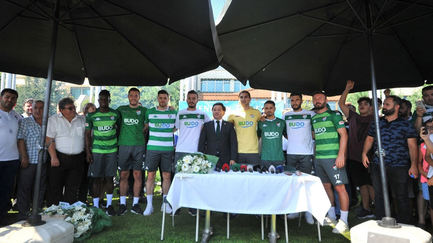 Bursaspor'dan 8 transfer birden
