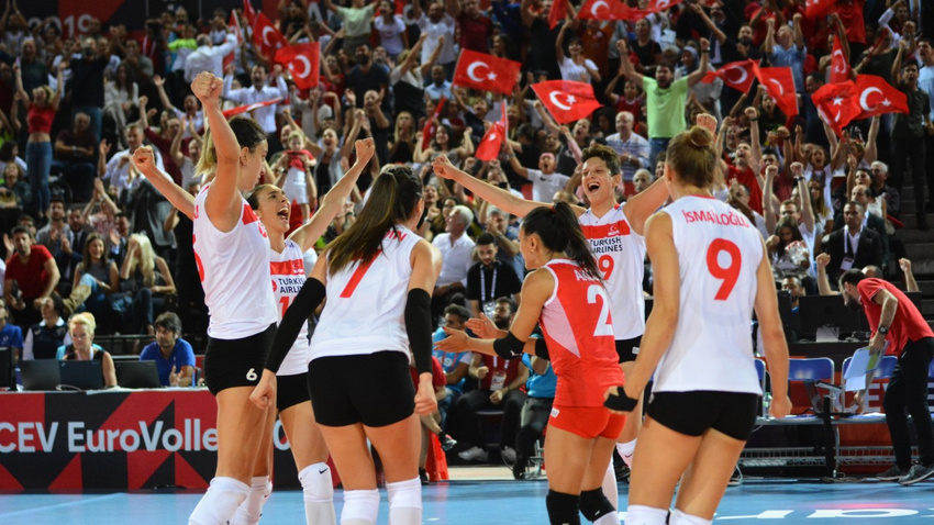 Filenin Sultanları yarı finalde
