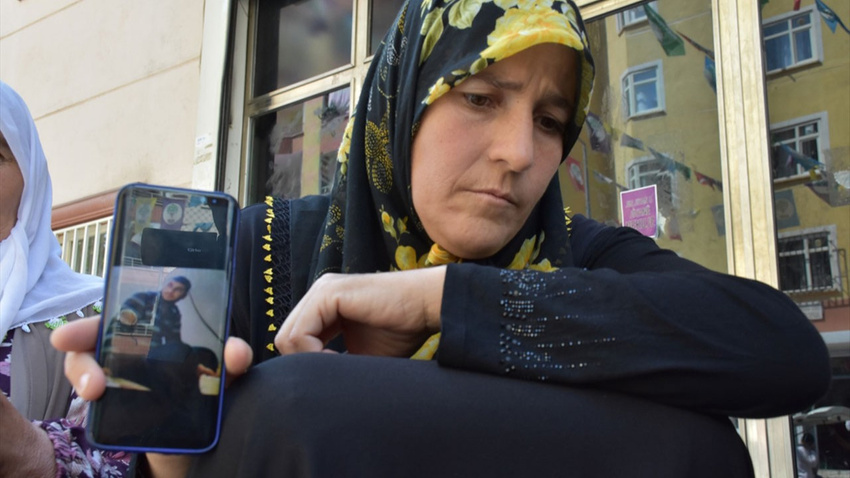 HDP önündeki oturma eyleminde aile sayısı 11'e yükseldi