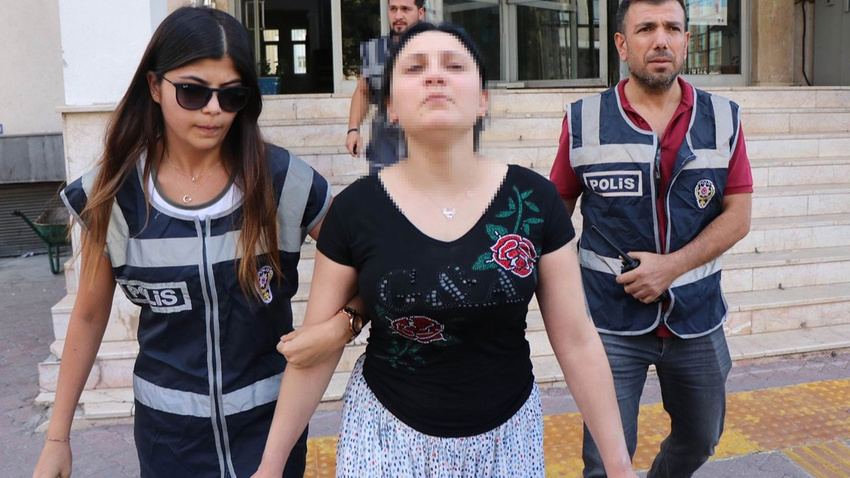 Saklanmak için özel bölme yaptırmış