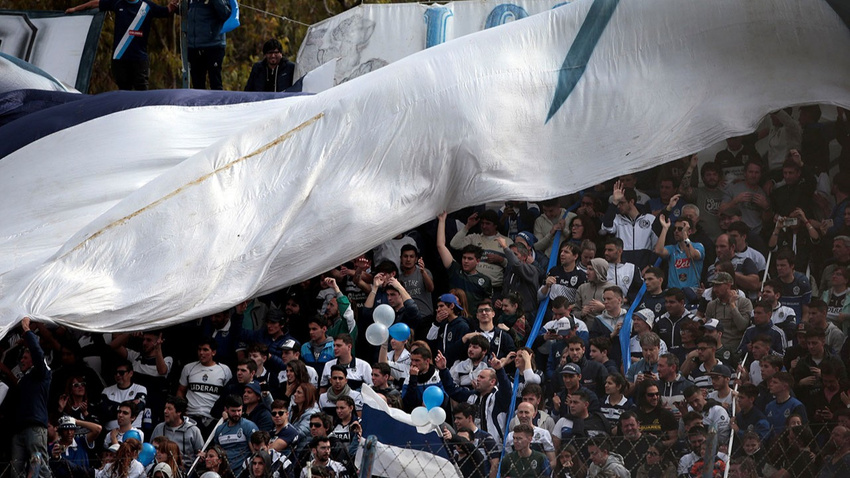 Arjantin'de Maradona çılgınlığı! Antrenmanı 30 bin kişi izledi!