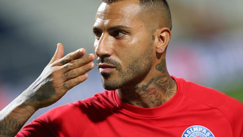 Quaresma'dan sert sözler! "Yüzüme karşı konuşma yüreğini asla göstermedi"