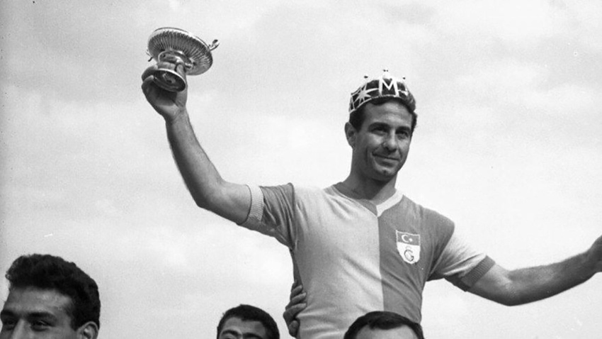 Cumhurbaşkanı Erdoğan, Metin Oktay'ı andı