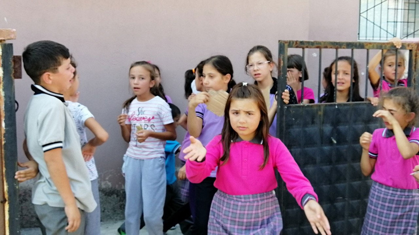 Balıkesir Sındırgı'da hastanelik olan öğrenci sayısı artıyor