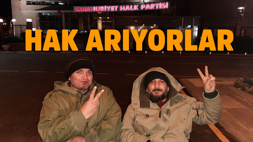 Engelli vatandaşlardan CHP önünde açlık grevi