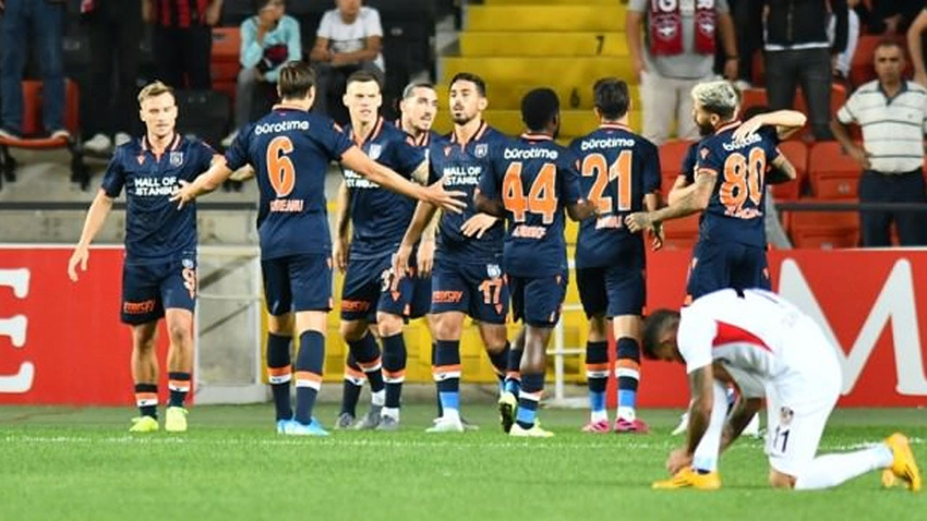 Başakşehir deplasmanda kazandı