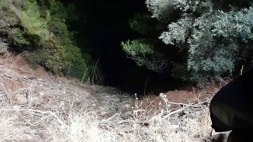 İzmir'de feci kaza!.. 200 metrelik uçurumdan yuvarlandı!