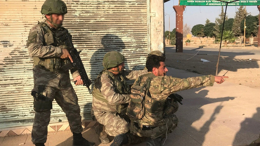 Milli Savunma Bakanlığı paylaştı! Türk askeri Resulayn'da