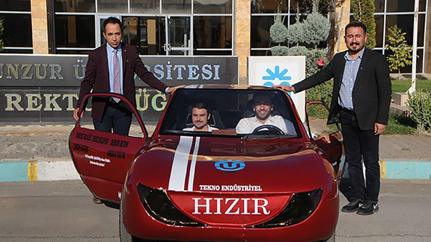 Yerli otomobil "Hızır" Tunceli'de üretildi