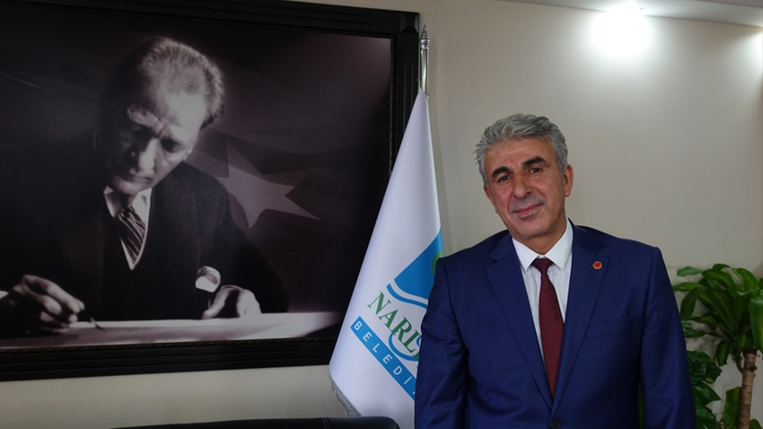 CHP'li Belediye Başkanı koltuğunu AK Parti'li üyeye emanet etti