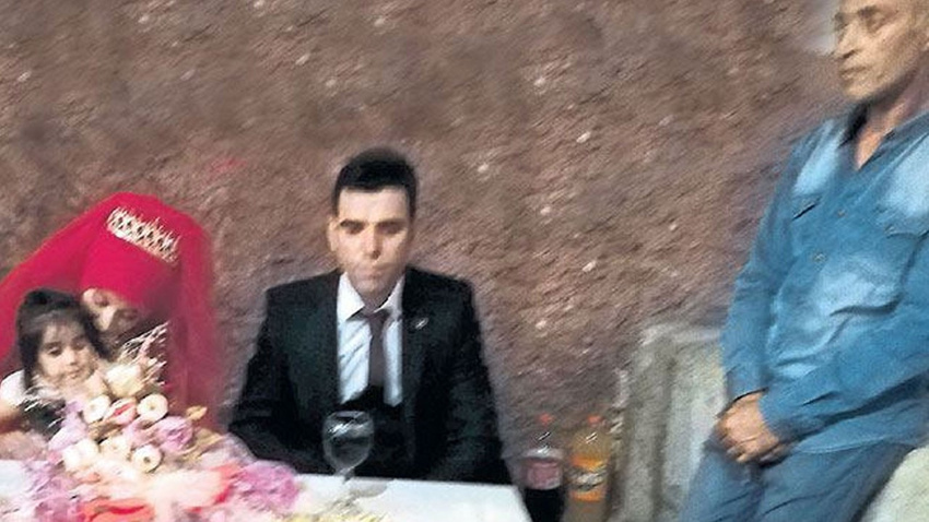 Damadının boğazını kesmek için böyle fırsat kollamış!