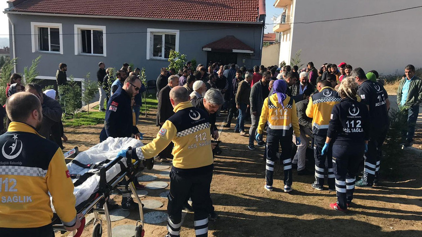 Uşak'ta yangın faciası: 3'ü çocuk 4 kişi hayatını kaybetti