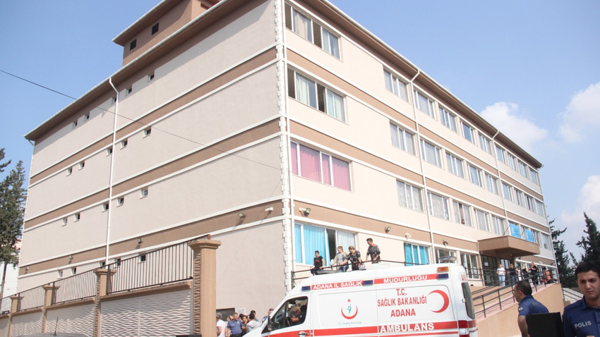 Adana bir öğrenci okulun 4. katından düştü