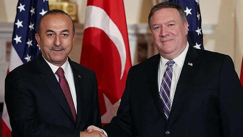 Bakan Çavuşoğlu ile Pompeo görüştü!