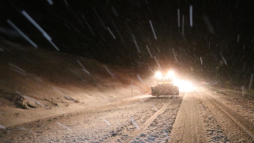 Erzincan kar ve tipiye teslim