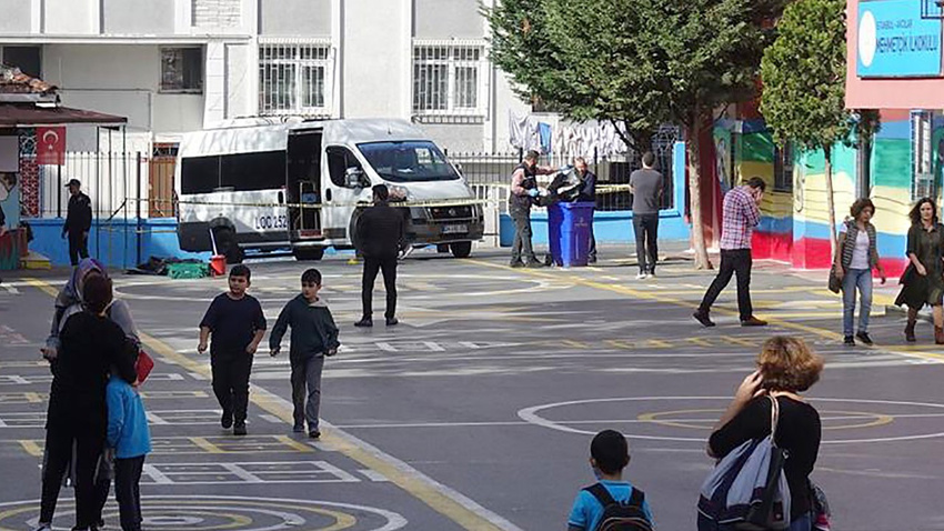 Okul servisi 9 yaşındaki çocuğu ezdi!