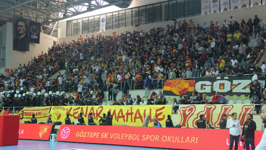 Göztepe - Karşıyaka maçında olay