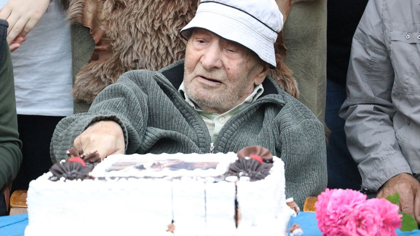 Ethem dede 100 yaşında