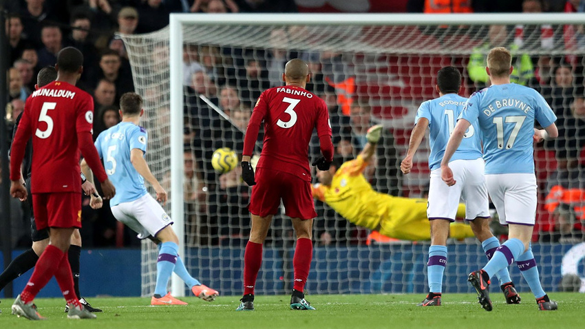 Liverpool City'yi dağıttı